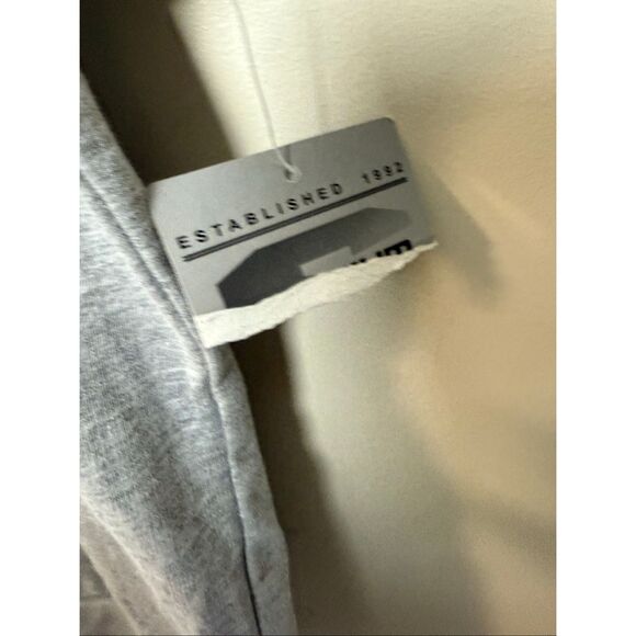 UNC Carolina Tar Heels Gray Short Sleeve Sweatshirt Medium NWT Stadium Athletics - Picture 3 of 5